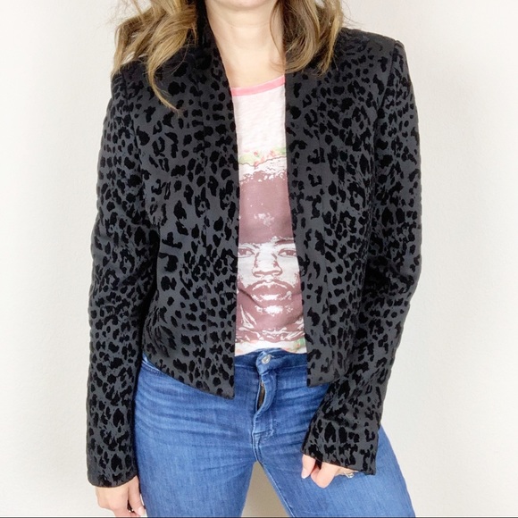 Calvin Klein Jackets & Blazers - Calvin Klein velvet cheetah crop jacket blazer d9